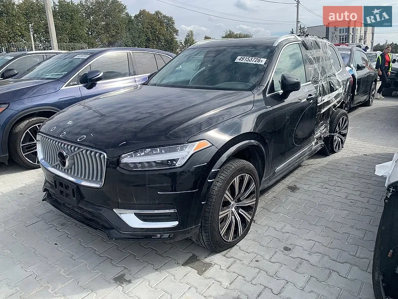 Volvo XC90 2025