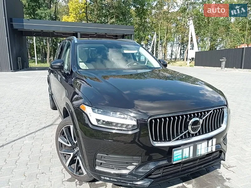 Volvo XC90 2019