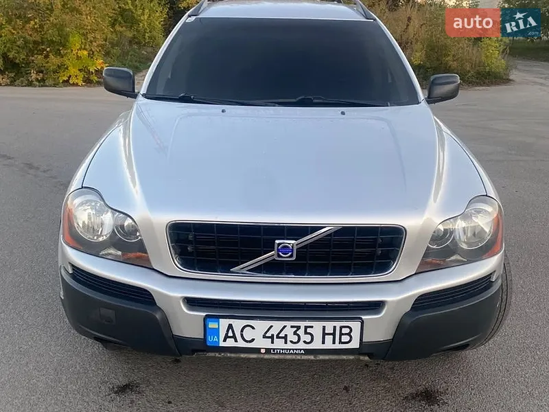 Volvo XC90 2004