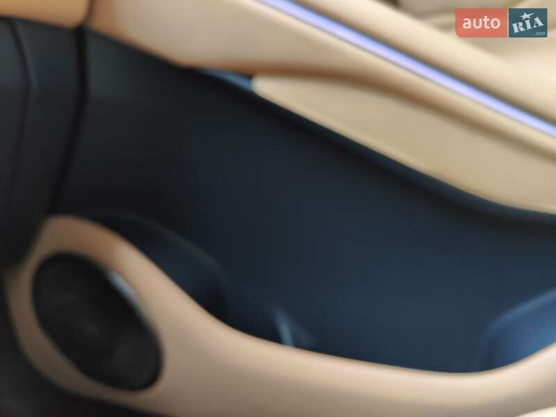 Позашляховик / Кросовер Voyah Free 2022 в Харкові фото 20 Позашляховик / Кросовер Voyah Free 2022 в Харкові