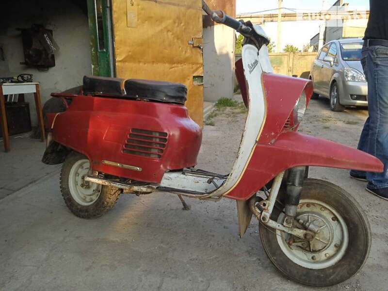 Скутер ретро Вятка В150М 1967 в Бориславе