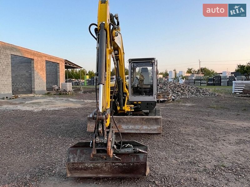 Міні-екскаватор Wacker Neuson 2014 в Дубні