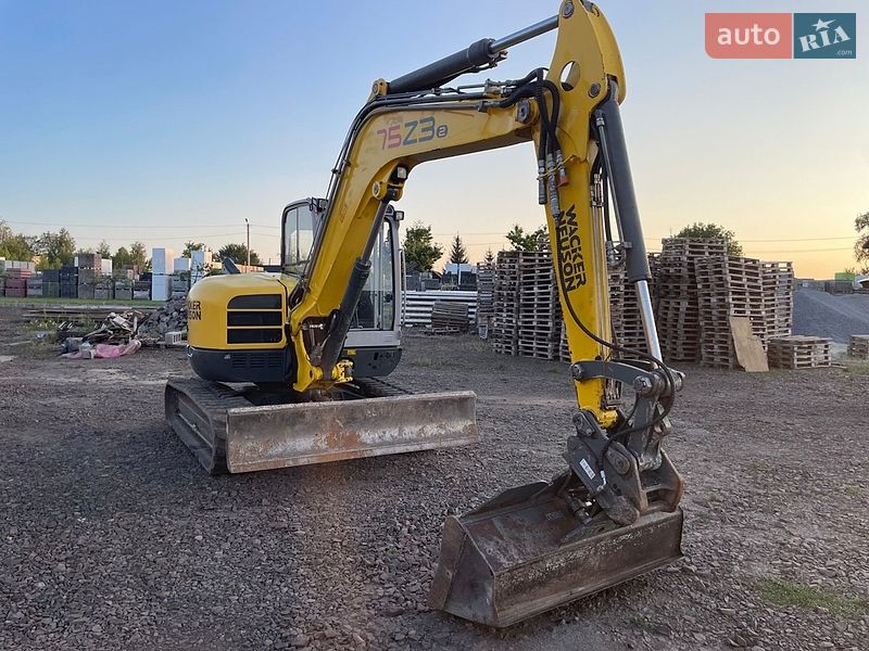 Міні-екскаватор Wacker Neuson 2014 в Дубні