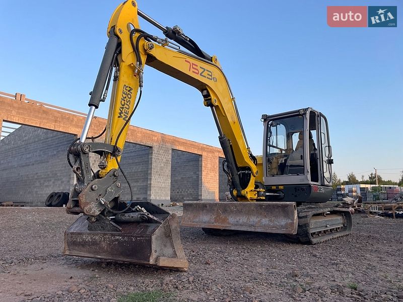 Міні-екскаватор Wacker Neuson 2014 в Дубні