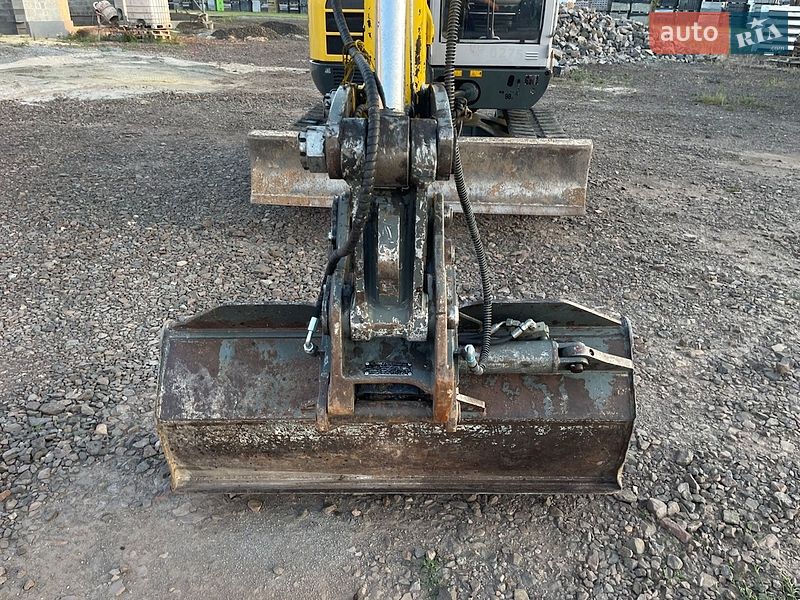 Міні-екскаватор Wacker Neuson 2014 в Дубні