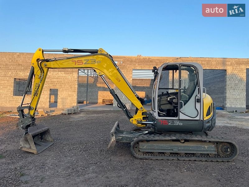 Міні-екскаватор Wacker Neuson 2014 в Дубні