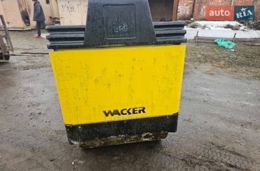 Дорожній каток Wacker RD 2011 в Сумах