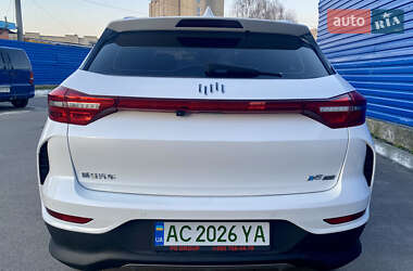 Седан Weltmeister EX5-Z 2020 в 