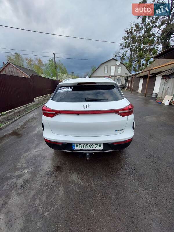 Седан Weltmeister EX5 2018 в Яготине