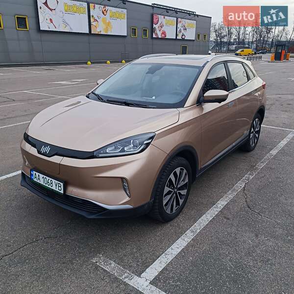 Внедорожник / Кроссовер Weltmeister EX5 2019 в Киеве