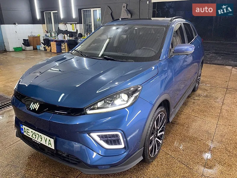 Weltmeister EX5 2019