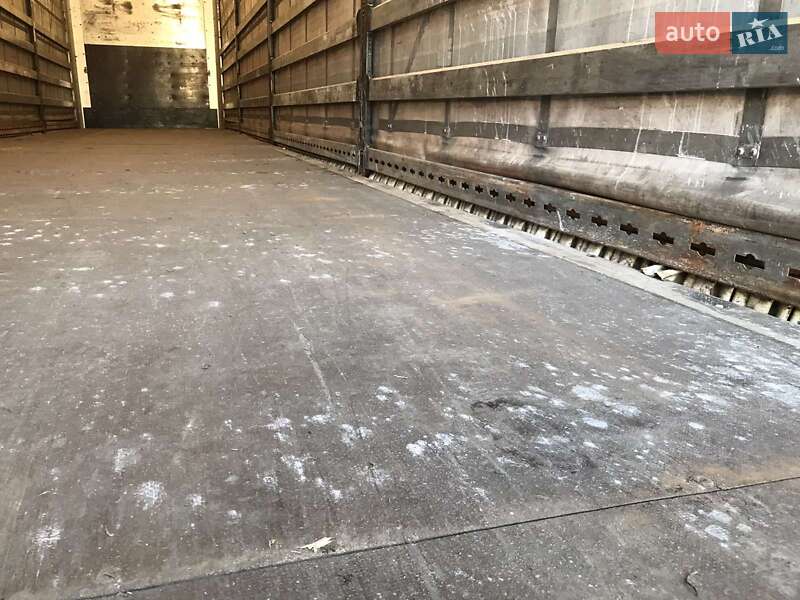 Тентований борт (штора) - напівпричіп Wielton NS-3 2015 в Дніпрі