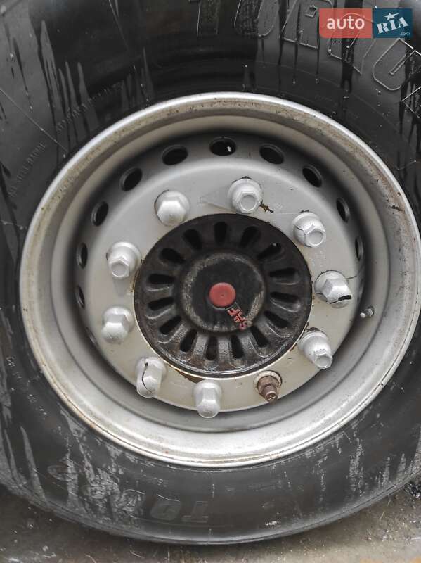 Тентований борт (штора) - напівпричіп Wielton NS-3 2013 в Львові фото 7 Тентований борт (штора) - напівпричіп Wielton NS-3 2013 в Львові