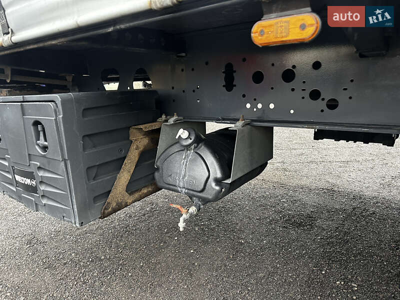 Тентований борт (штора) - напівпричіп Wielton NS-3 2017 в Умані фото 16 Тентований борт (штора) - напівпричіп Wielton NS-3 2017 в Умані