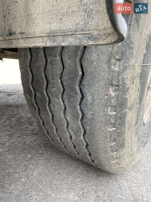 Зерновоз - напівпричіп Wielton NW 33S 2005 в Миколаєві