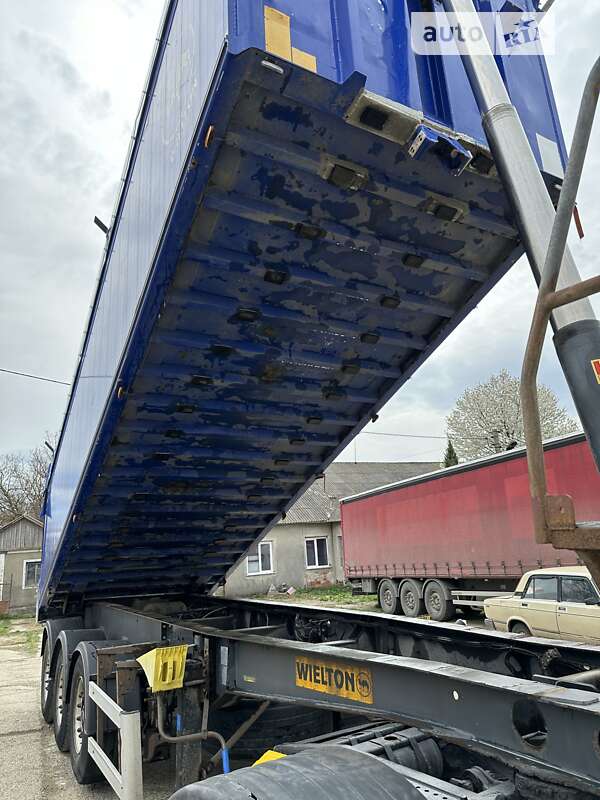 Самоскид напівпричіп Wielton NW 3 2010 в Чернівцях