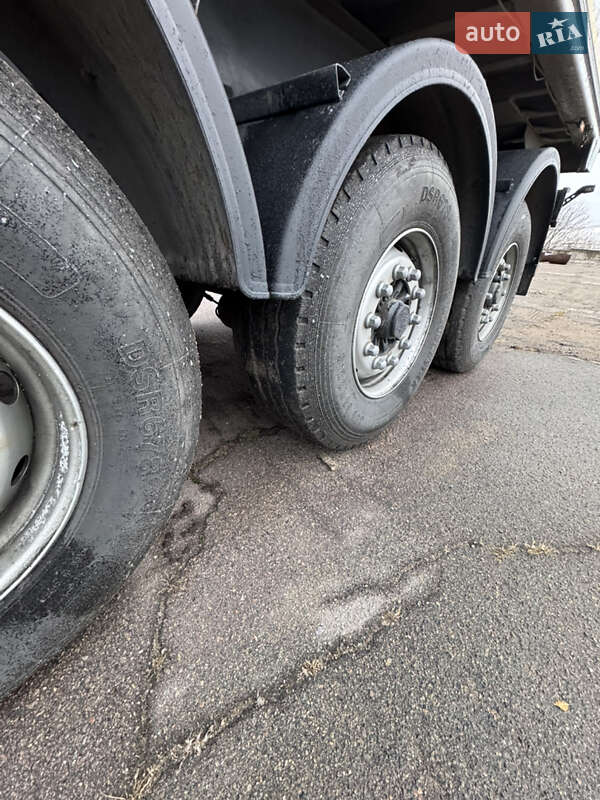 Самоскид напівпричіп Wielton NW 3 2013 в Кам'янському