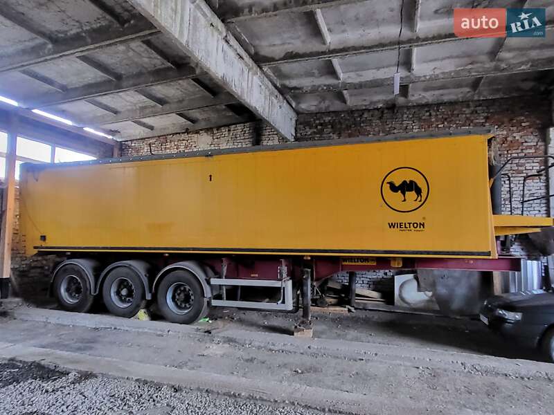Зерновоз - полуприцеп Wielton NW 2007 в Надворной