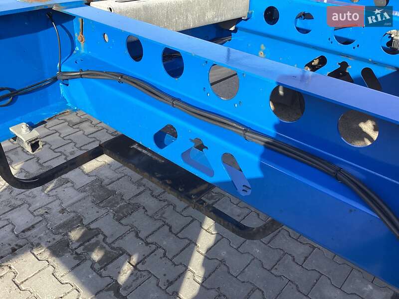 Контейнеровоз напівпричіп Wielton SAF 2019 в Черкасах