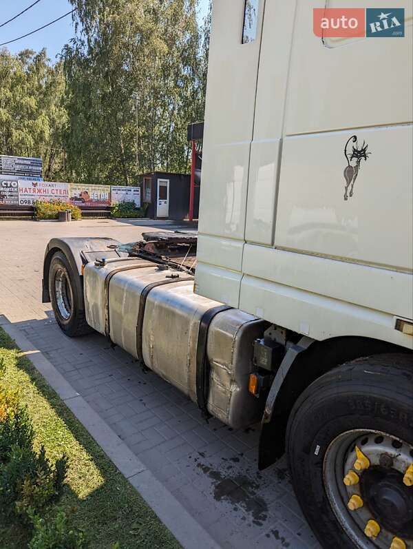 Зерновоз - полуприцеп Wielton W 2000 в Остроге