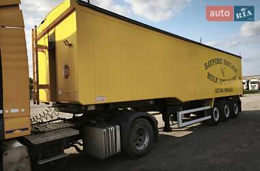 Самоскид напівпричіп Wilcox 3210 2006 в Бучачі