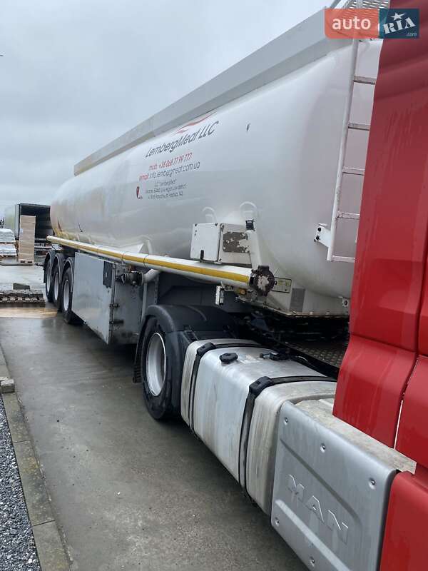 Цистерна полуприцеп Willig Sanz 2007 в Львове