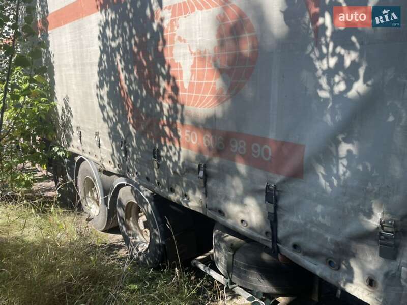 Тентованный борт (штора) - полуприцеп Wilson STAA3 1997 в Кролевце фото 3 Тентованный борт (штора) - полуприцеп Wilson STAA3 1997 в Кролевце