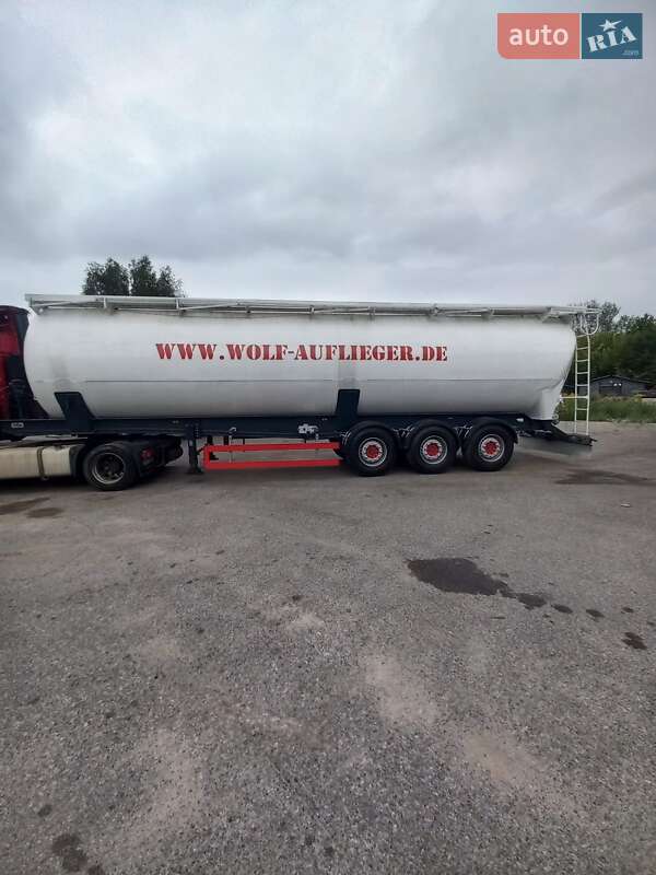 Цистерна полуприцеп Wolf WB 2000T 2021 в Тараще
