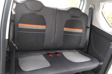 Хэтчбек Wuling HG Mini EV 2021 в 