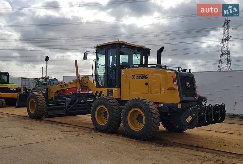 Автогрейдер XCMG GR 2025 в Киеве фото 3 Автогрейдер XCMG GR 2025 в Киеве