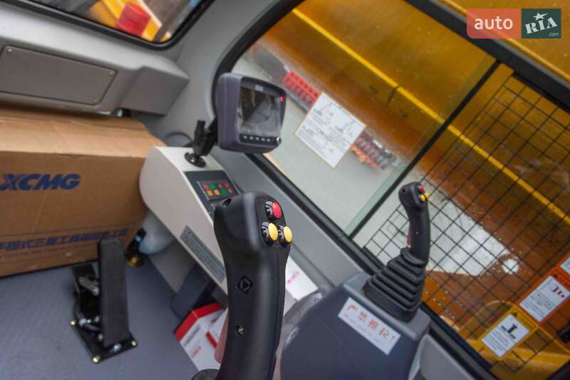 Автокран XCMG QY25K5D 2025 в Житомире фото 26 Автокран XCMG QY25K5D 2025 в Житомире