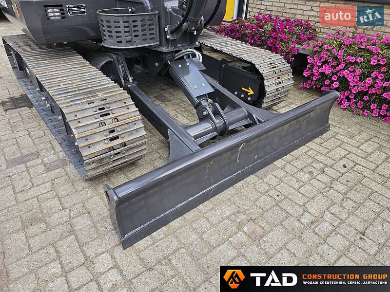 Миниэкскаватор XCMG XE 2024 в Киеве фото 10 Миниэкскаватор XCMG XE 2024 в Киеве