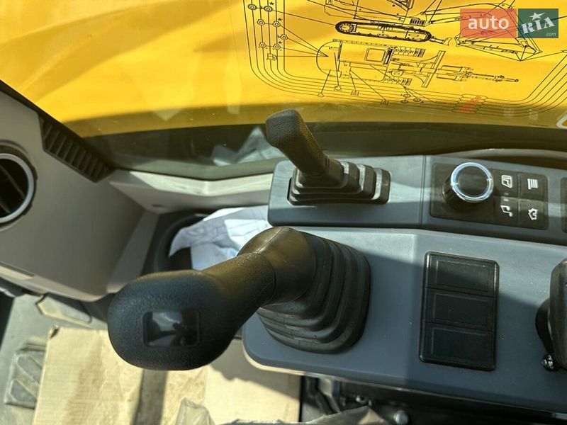 Миниэкскаватор XCMG XE 2023 в Киеве