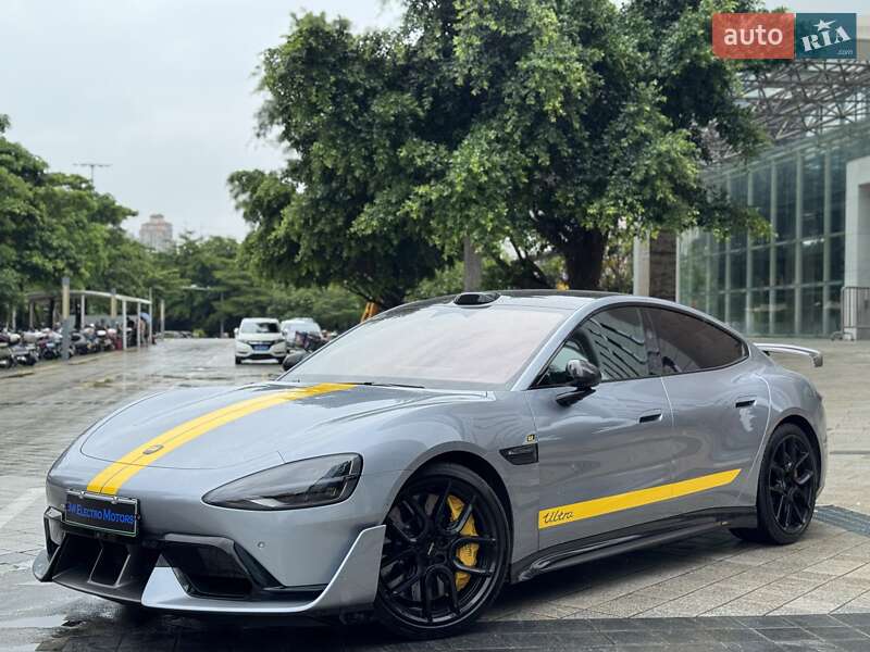 Xiaomi SU7 Ultra 2025 Xiaomi SU7 Ultra 2025