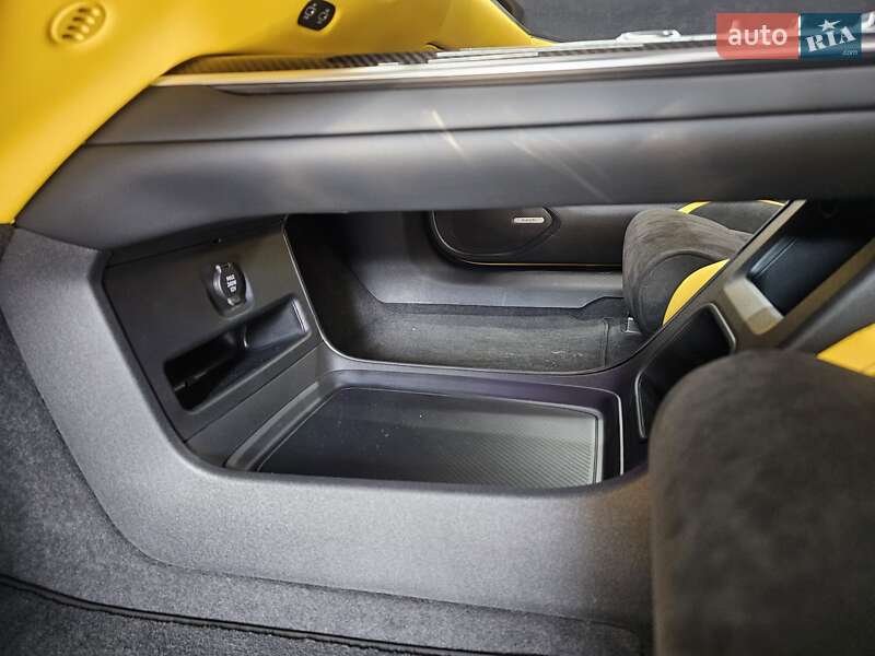 Фастбэк Xiaomi SU7 Ultra 2025 в Днепре