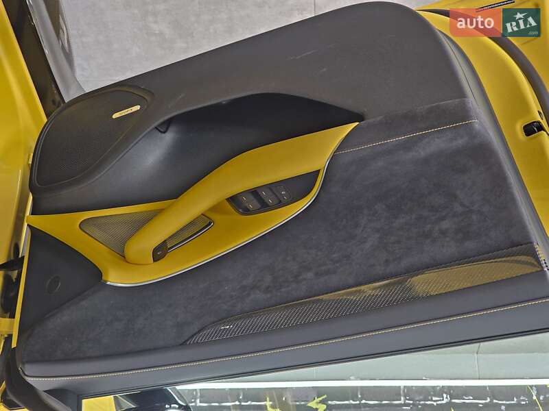 Фастбэк Xiaomi SU7 Ultra 2025 в Днепре