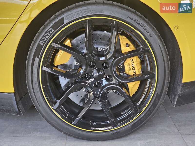 Фастбэк Xiaomi SU7 Ultra 2025 в Днепре