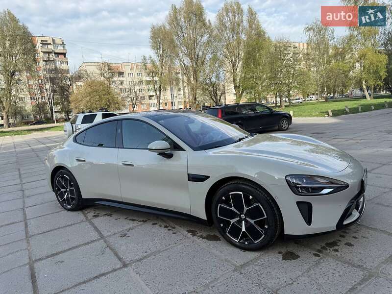 Седан Xiaomi SU7 2024 в Львове фото 19 Седан Xiaomi SU7 2024 в Львове