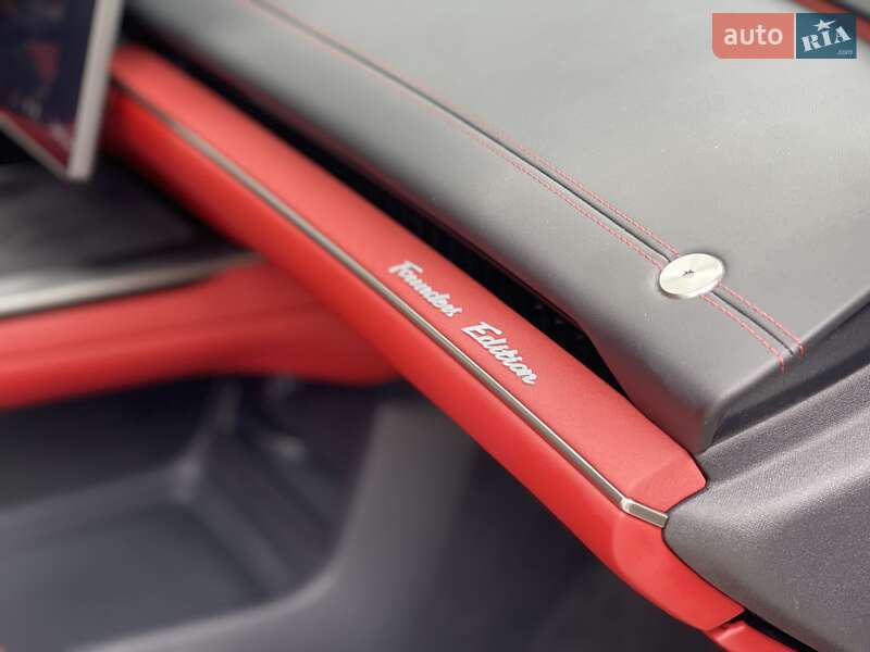 Седан Xiaomi SU7 2024 в Одессе