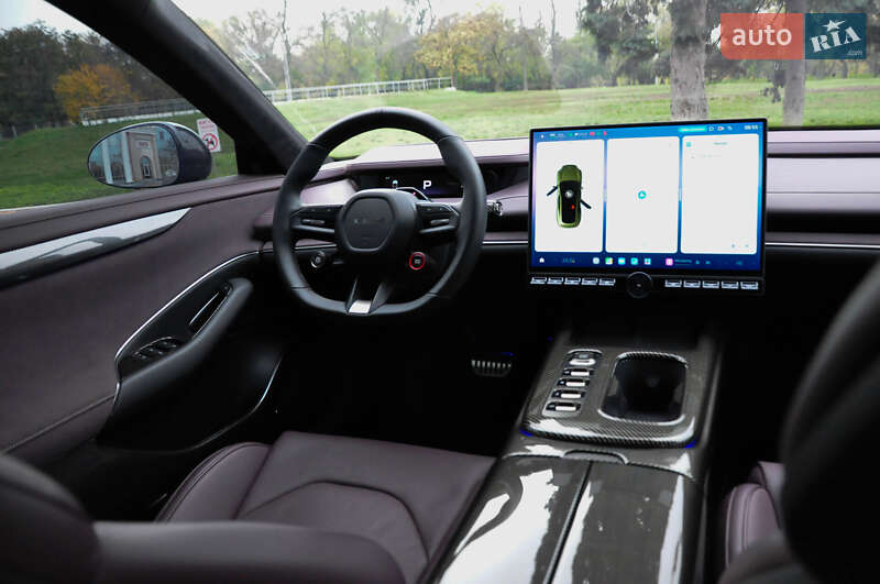 Седан Xiaomi SU7 2024 в Одессе