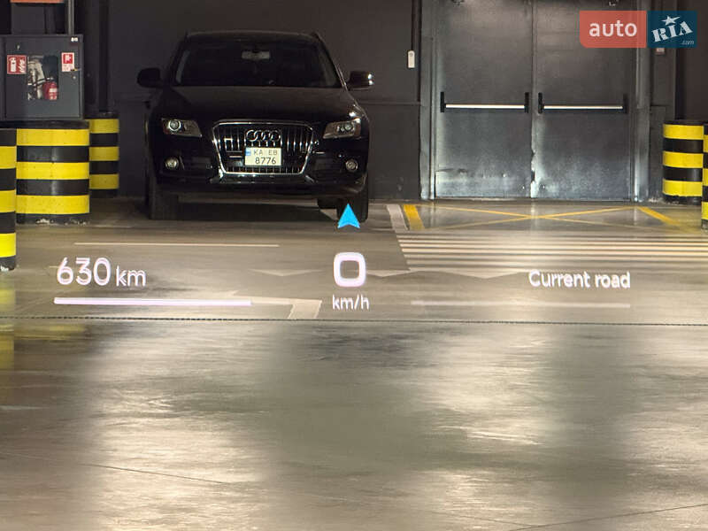 Седан Xiaomi SU7 2025 в Киеве