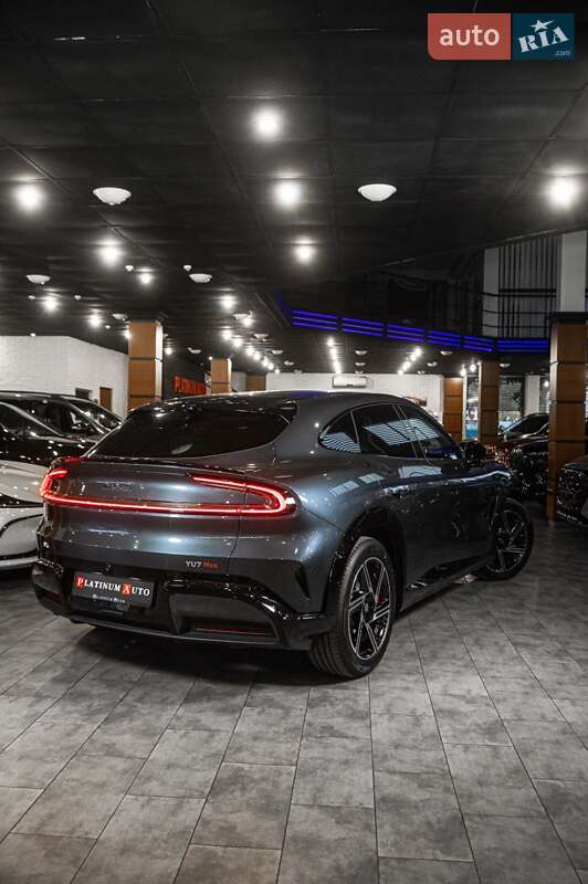 Внедорожник / Кроссовер Xiaomi YU7 2025 в Одессе