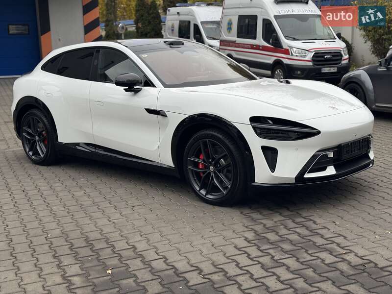 Внедорожник / Кроссовер Xiaomi YU7 2025 в Одессе