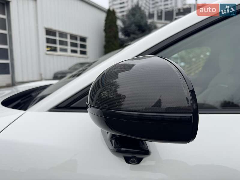 Внедорожник / Кроссовер Xiaomi YU7 2025 в Одессе