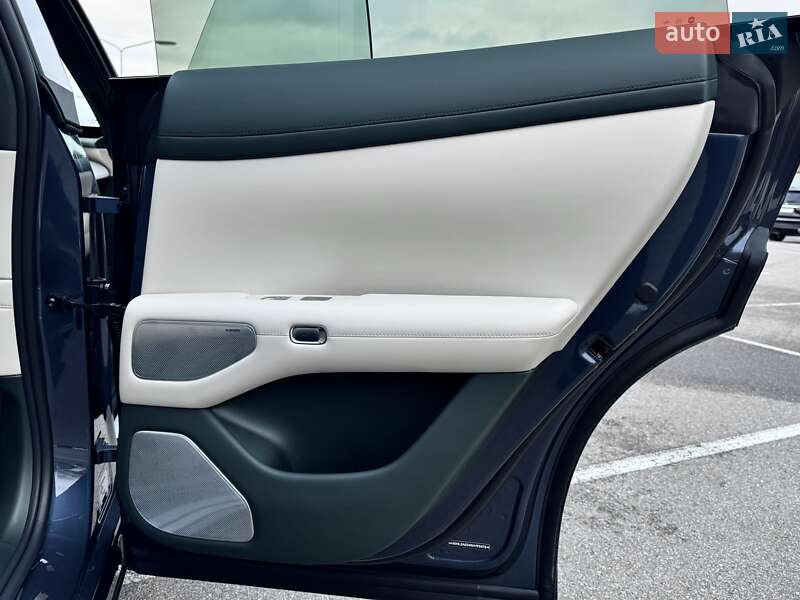 Внедорожник / Кроссовер Xiaomi YU7 2025 в Киеве