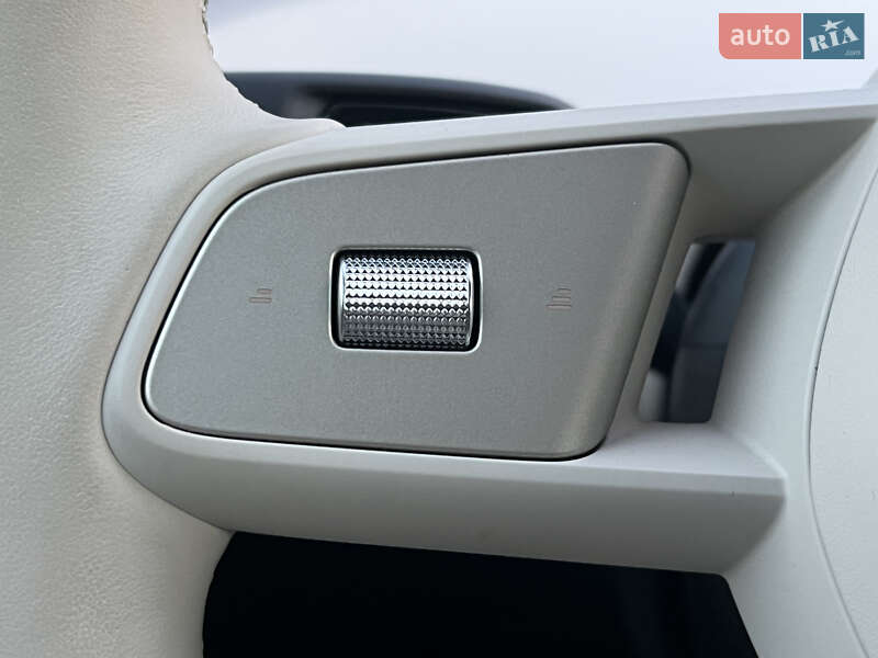 Внедорожник / Кроссовер Xiaomi YU7 2025 в Киеве фото 22 Внедорожник / Кроссовер Xiaomi YU7 2025 в Киеве