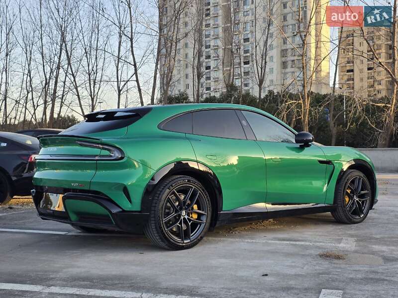 Внедорожник / Кроссовер Xiaomi YU7 2025 в Днепре