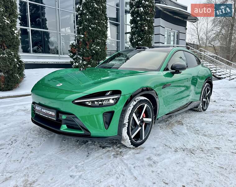 Седан Xiaomi YU7 2025 в Киеве