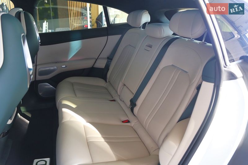 Позашляховик / Кросовер Xiaomi YU7 2025 в Києві