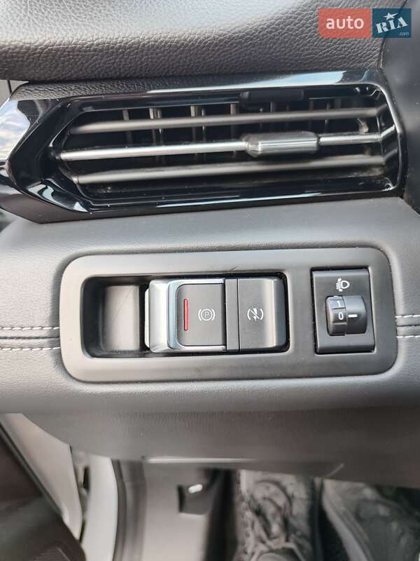 Внедорожник / Кроссовер Xpeng G3 2018 в Ровно